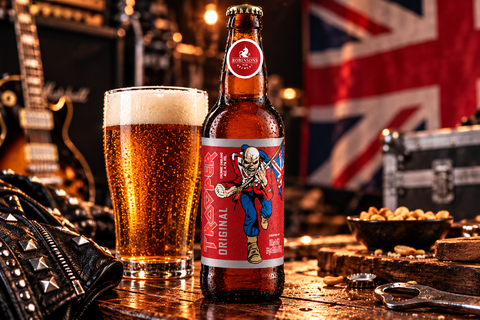 Iron Maiden Trooper Original Ale in rustikaler englischer Atmosphäre