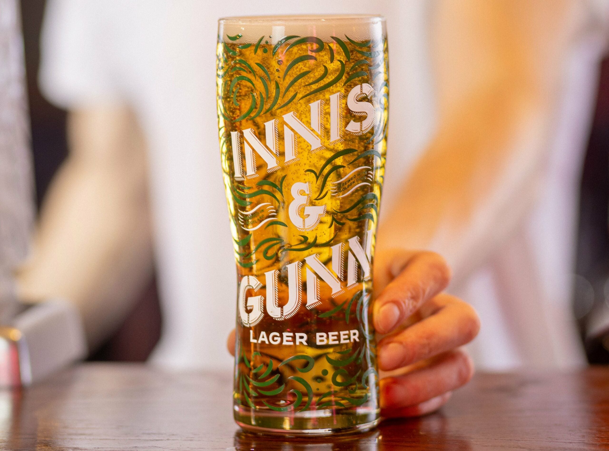 Innis & Gun Lager Beer 0,33l - Bier aus Schottland mit 4,6% Vol.